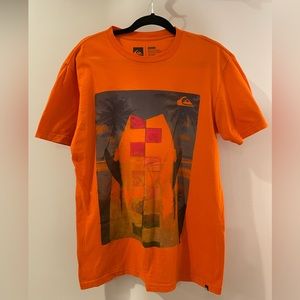Quicksilver Men’s Regular Fit T-Shirt - Size Medium PRICE DROP!
